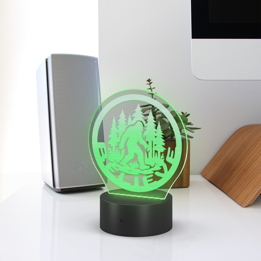 LED_Bigfoot_Circle_Lifestyle_Workdesk_Mockup.png