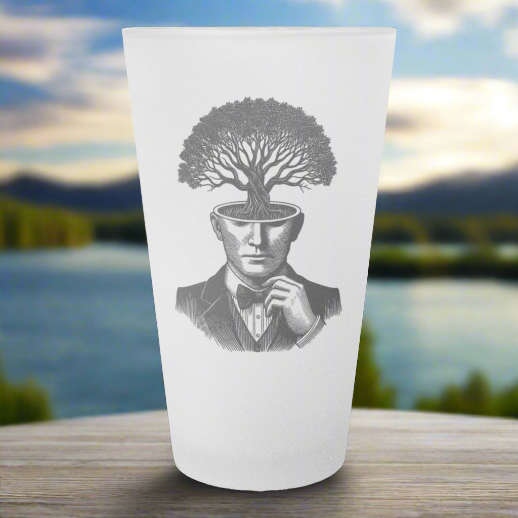 Tree_Head_Pint_Empty_Mockup.png