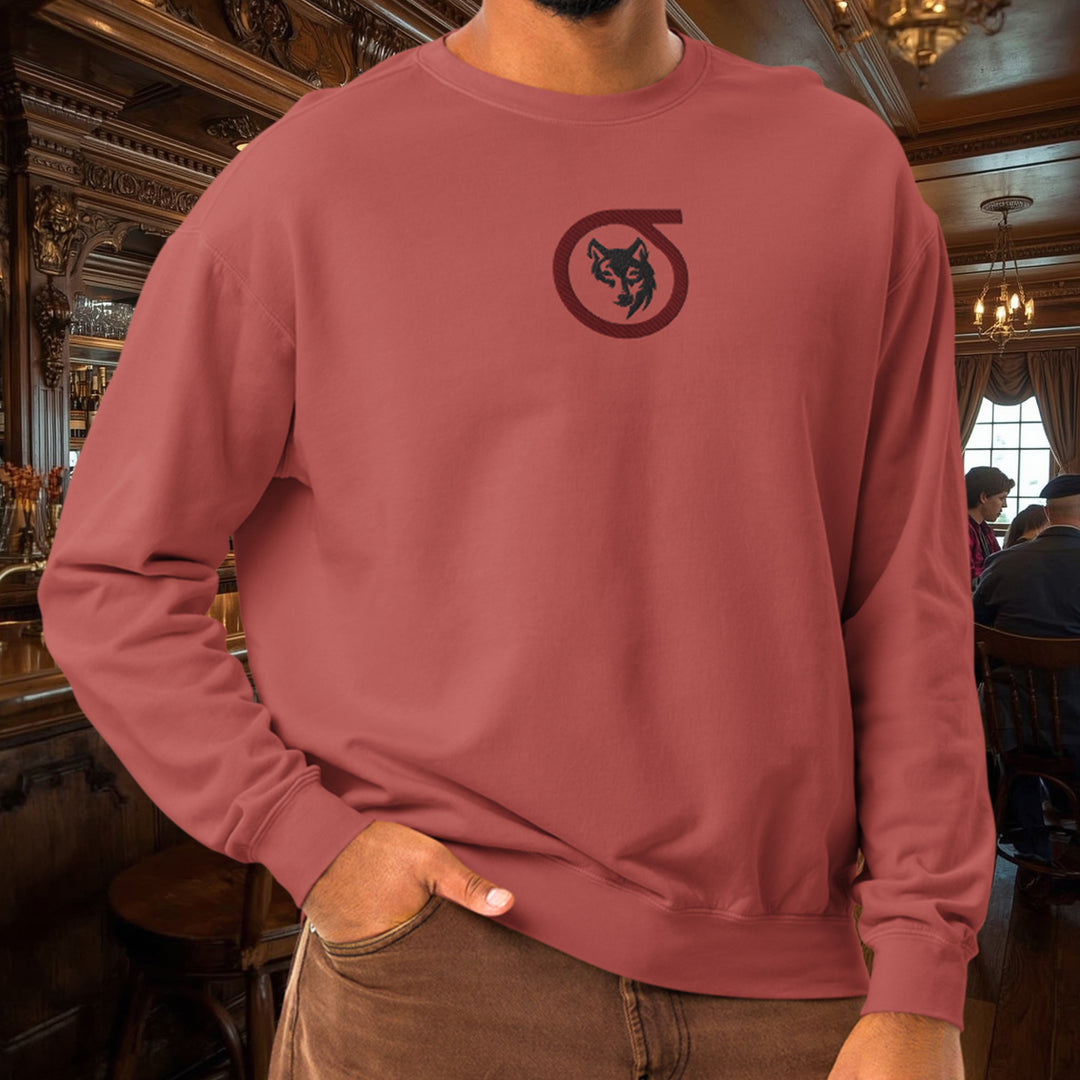 Sigma Wolf Crewneck – Embroidered Hunter Fleece