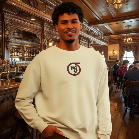 Sigma Wolf Crewneck – Embroidered Hunter Fleece